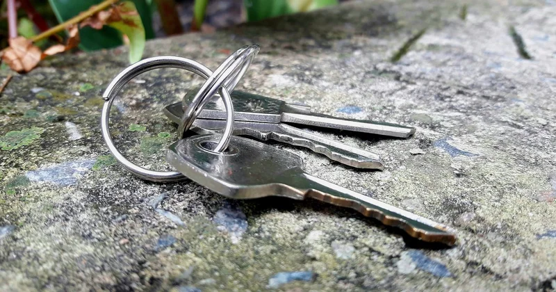 Comment choisir un serrurier à Meyrin : les critères qui comptent vraiment
